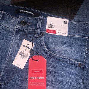 NWT! Express High Rise Denim Perfect Legging Stretch plus Size 4R